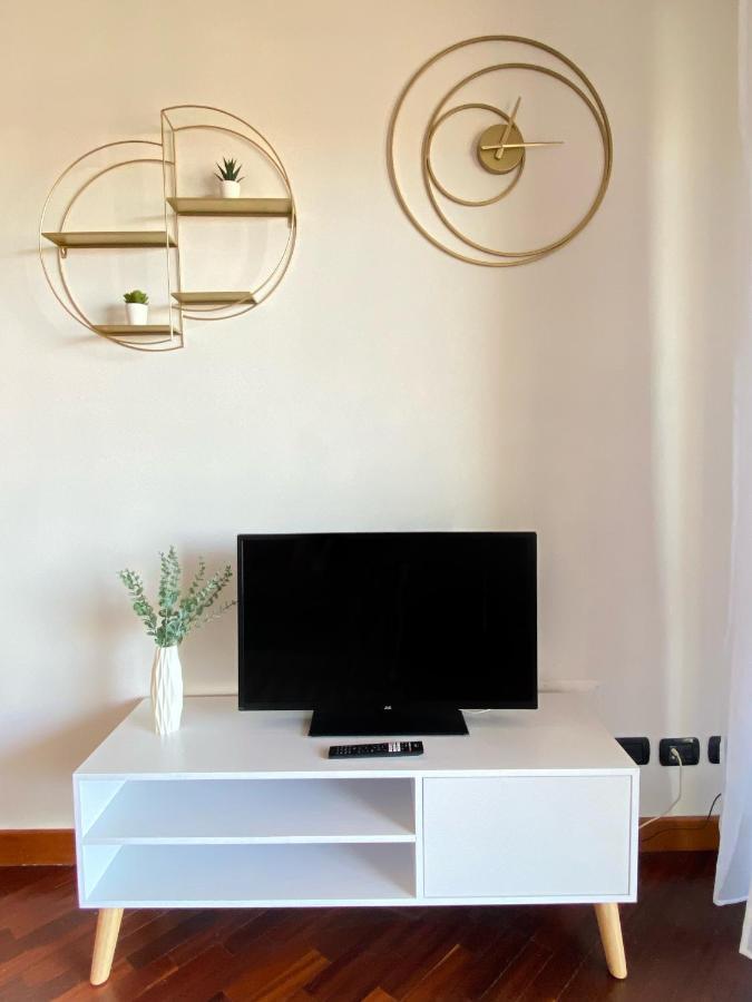 Sunset Escape Apartment - Panoramic Terrace Fiumicino Kültér fotó